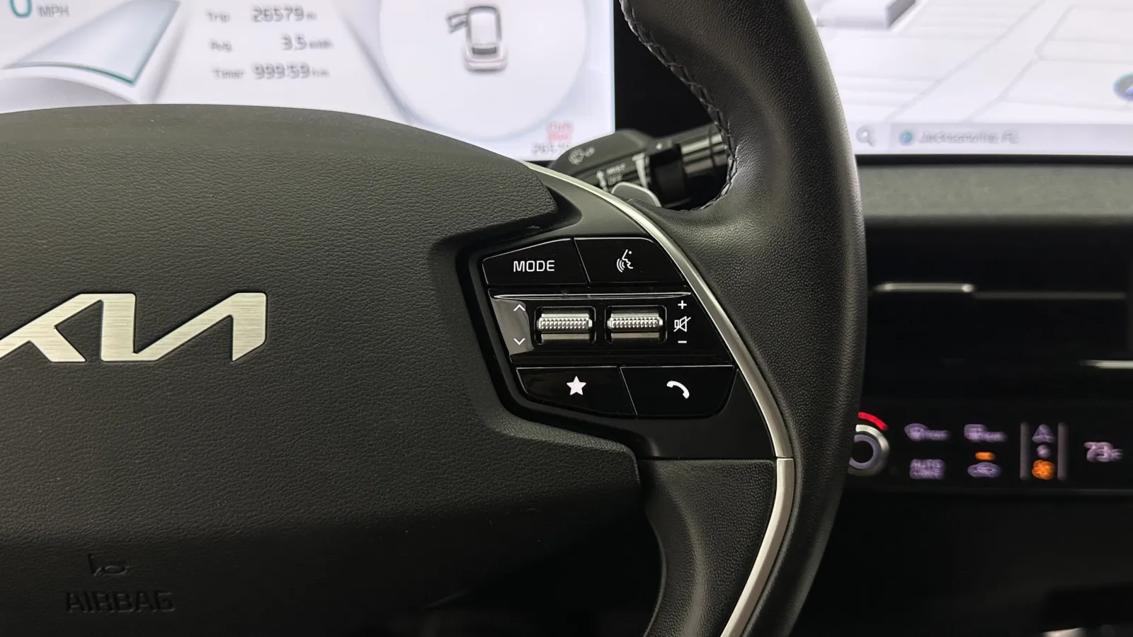 Kia EV6 photo 22