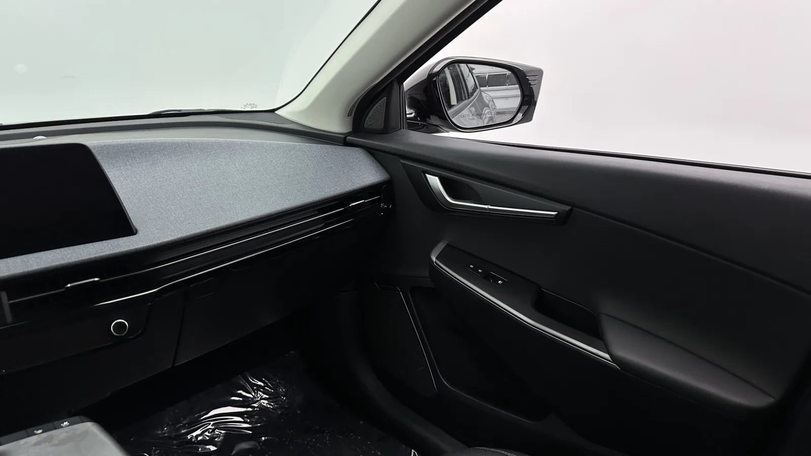 Kia EV6 photo 29