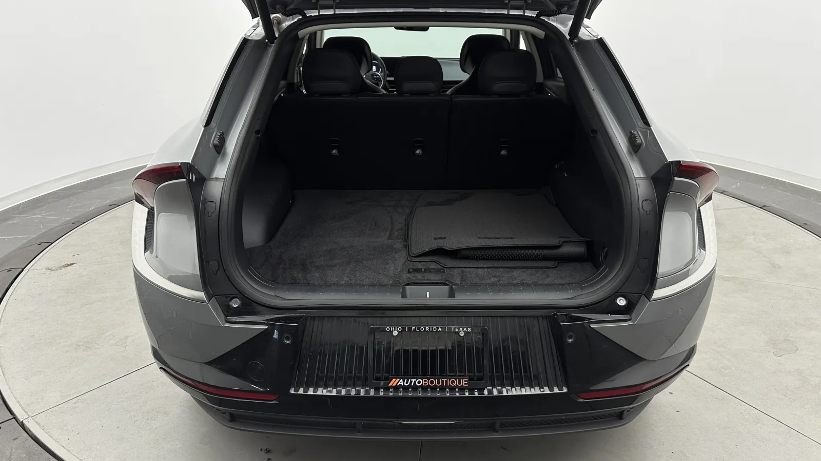 Kia EV6 photo 30