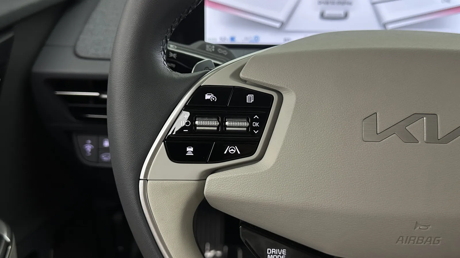Kia EV6 photo 21