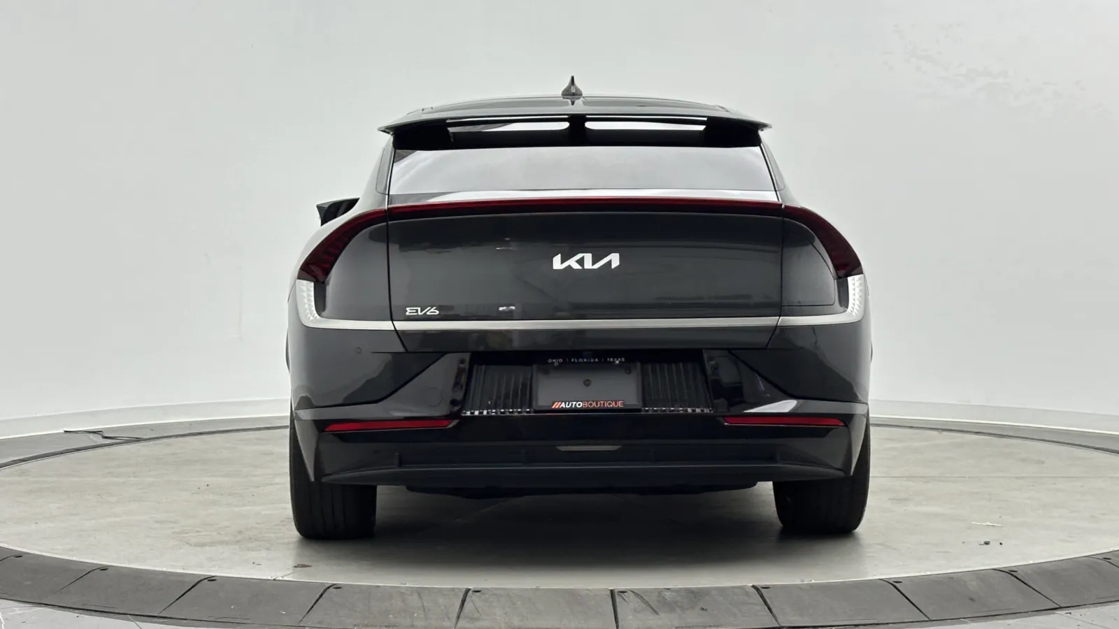 Kia EV6 photo 7