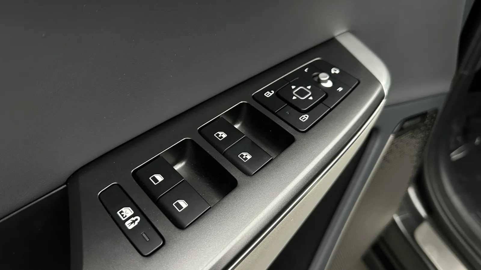 Kia EV6 photo 12