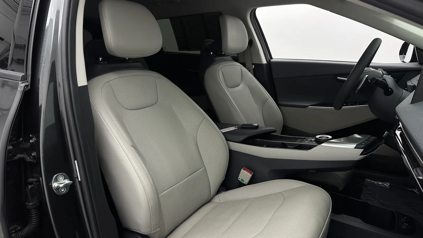 Kia EV6 photo 36