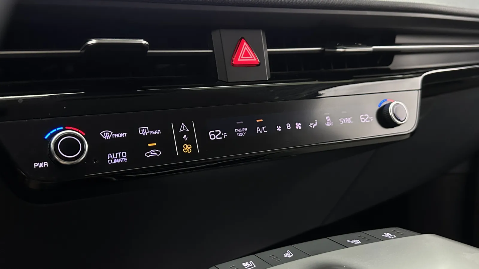 Kia EV6 photo 23