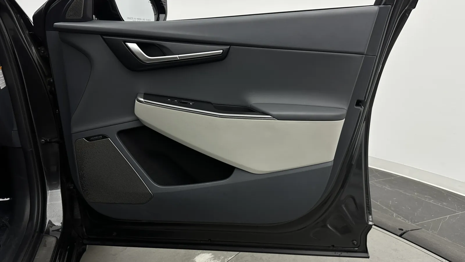 Kia EV6 photo 32