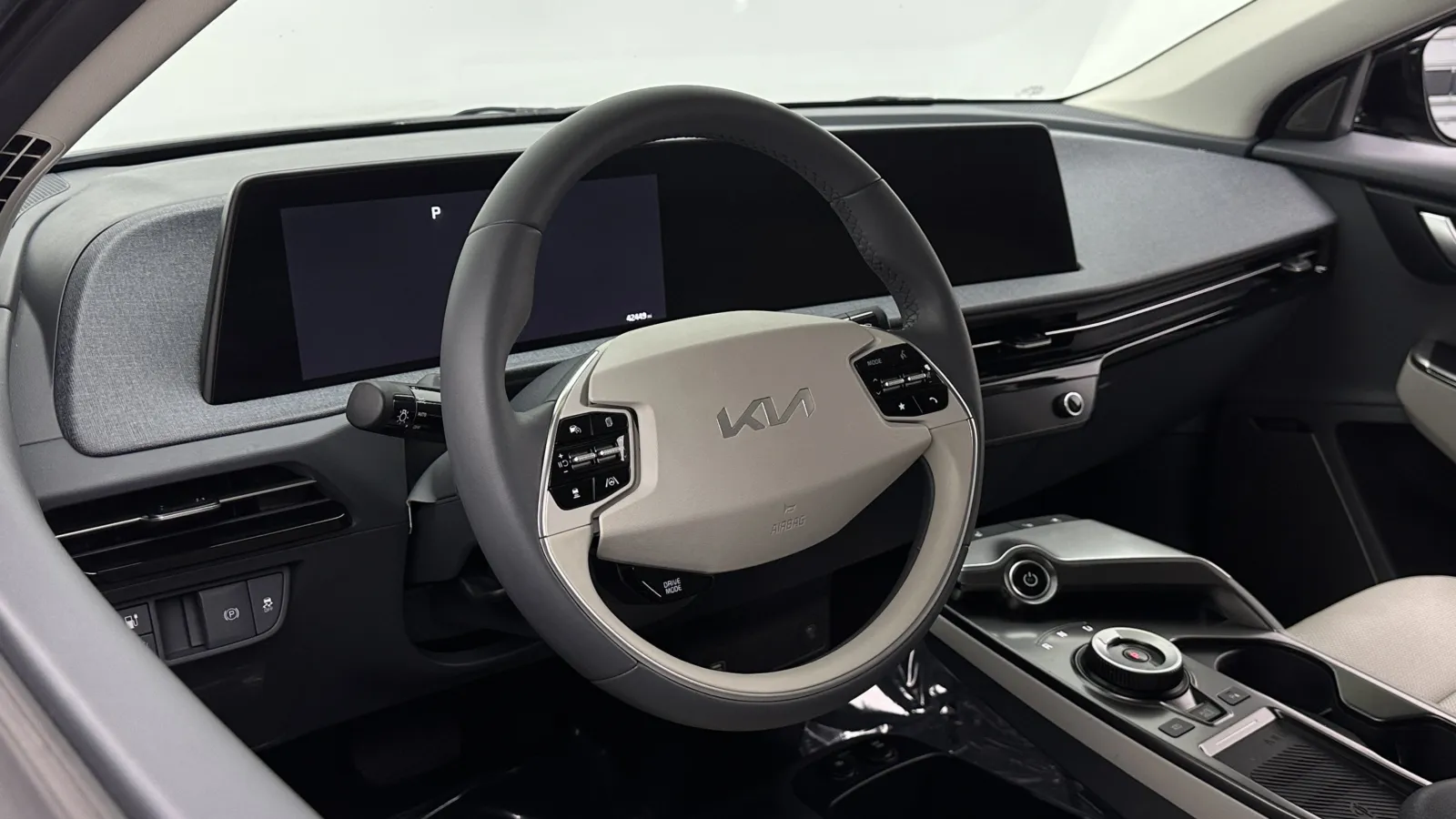 Kia EV6 photo 9