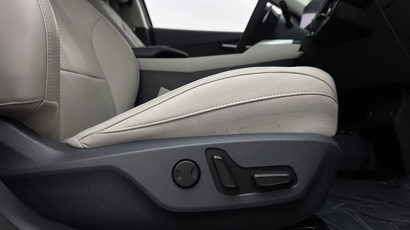 Kia EV6 photo 34