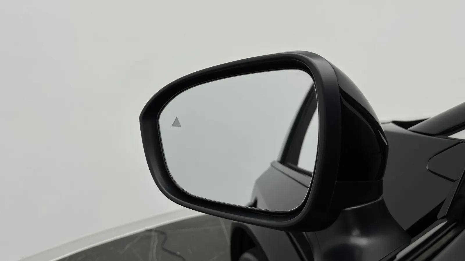 Nissan Ariya photo 12