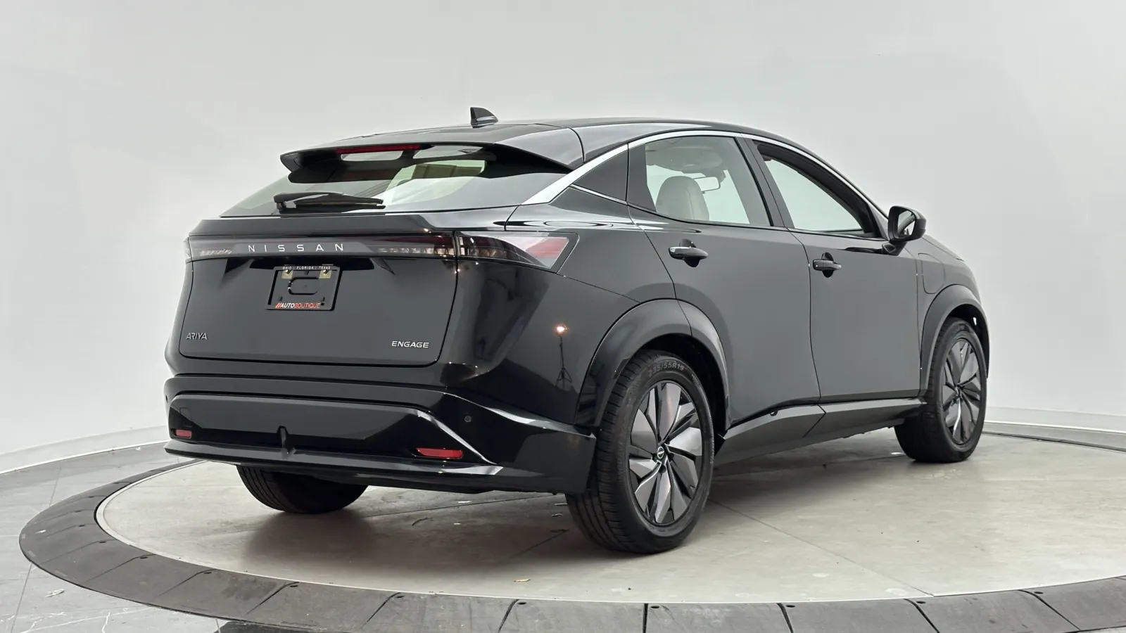 Nissan Ariya photo 7