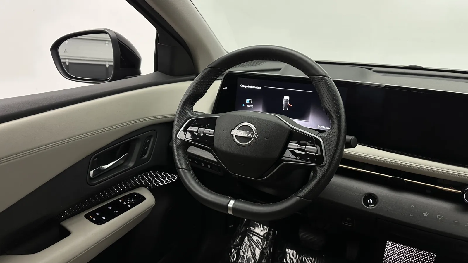 Nissan Ariya photo 32