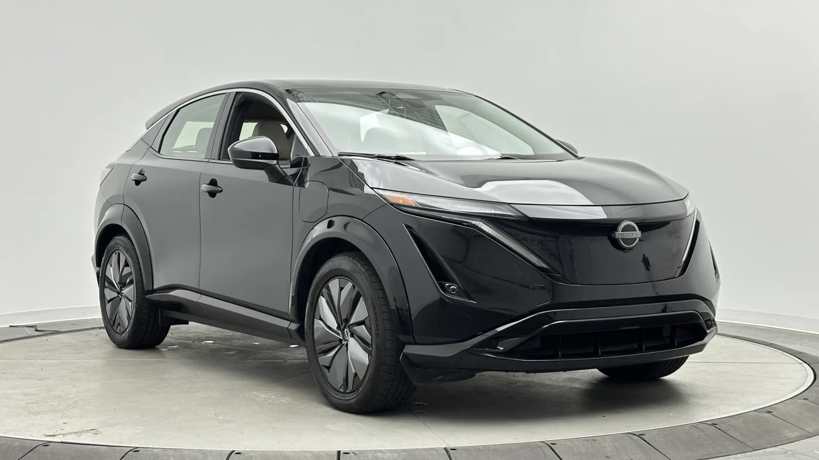 Nissan Ariya photo 3