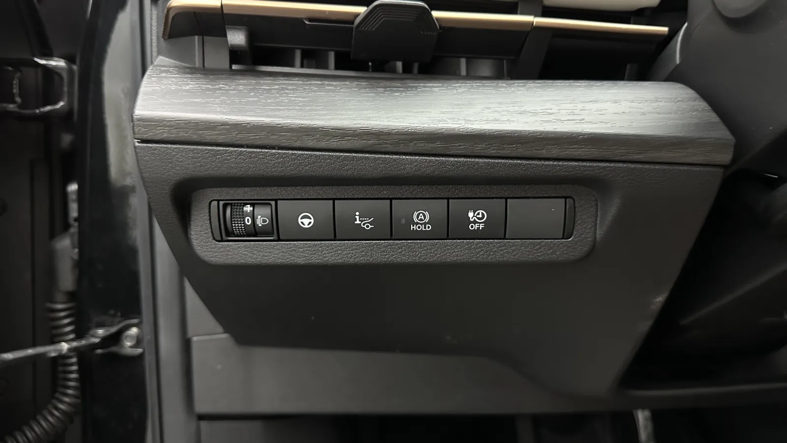 Nissan Ariya photo 15