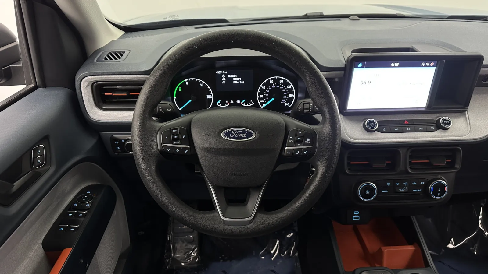 Ford Maverick photo 32