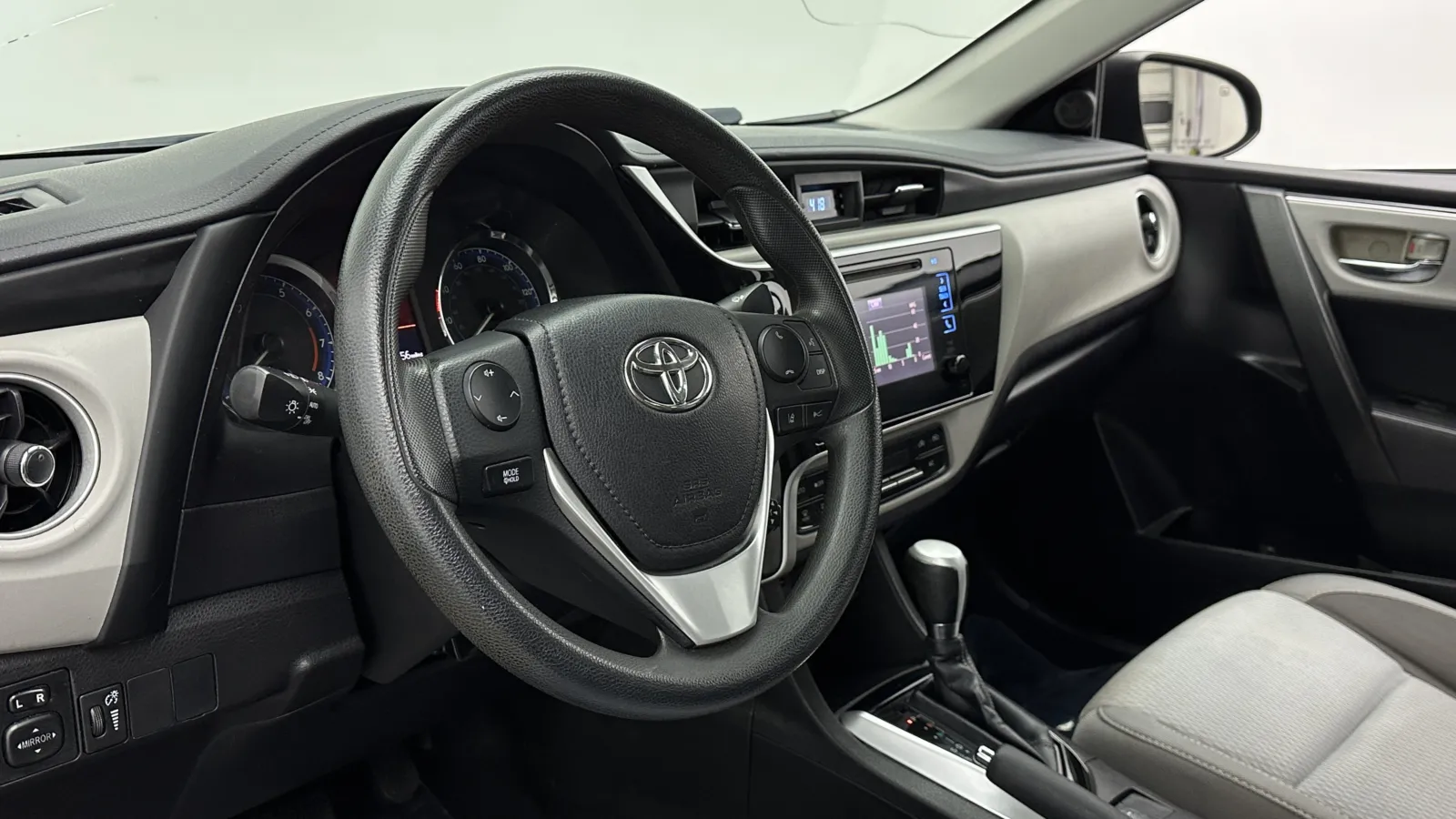 Toyota Corolla photo 9