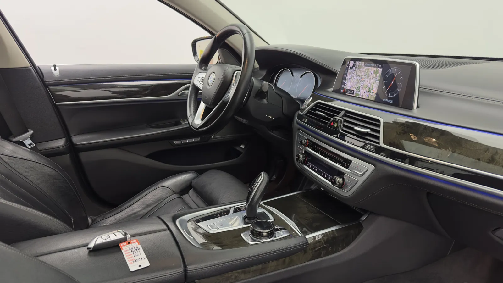 BMW 7 Series photo 43