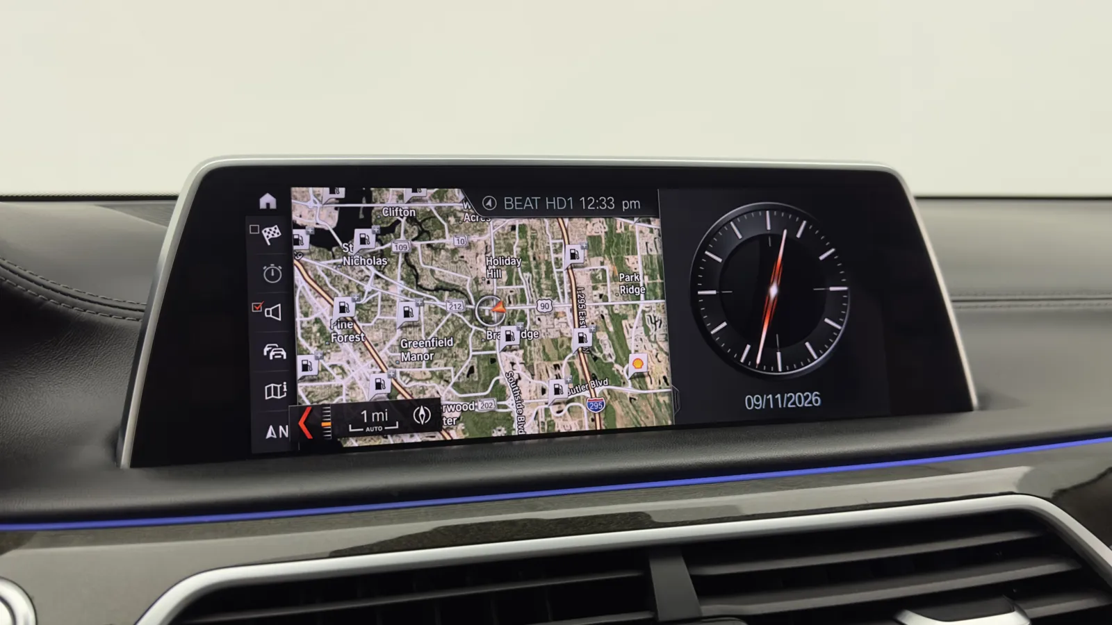 BMW 7 Series photo 6