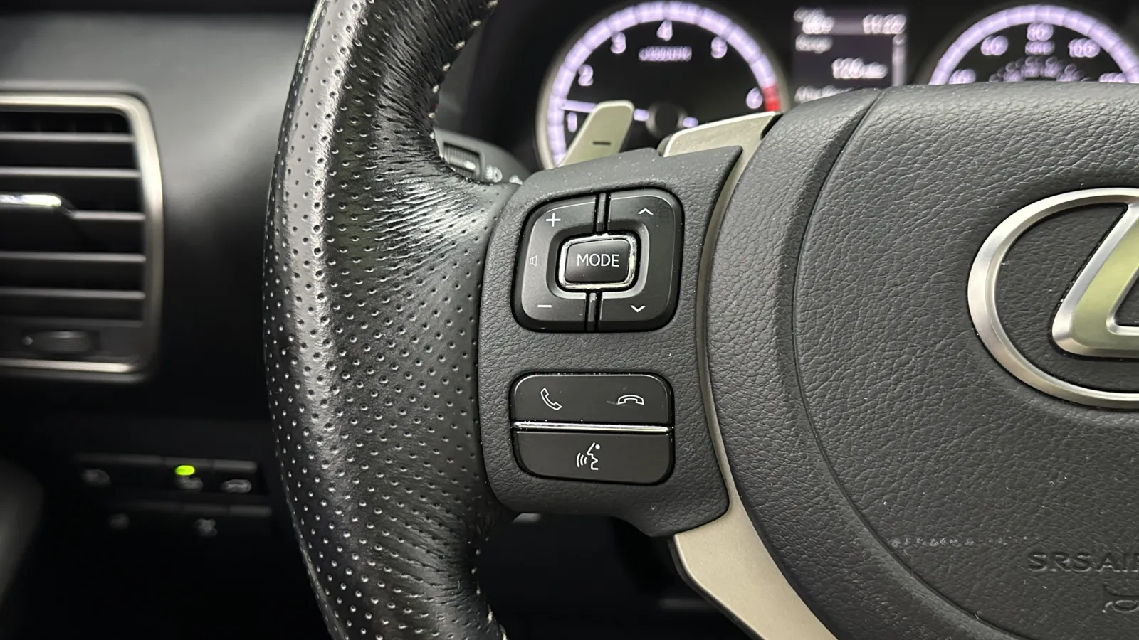 Lexus NX photo 22