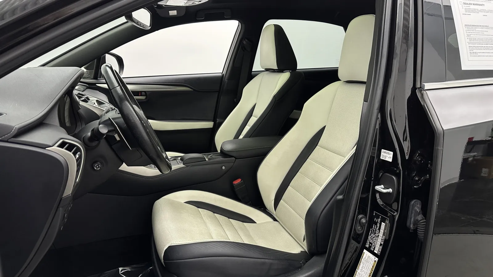 Lexus NX photo 15