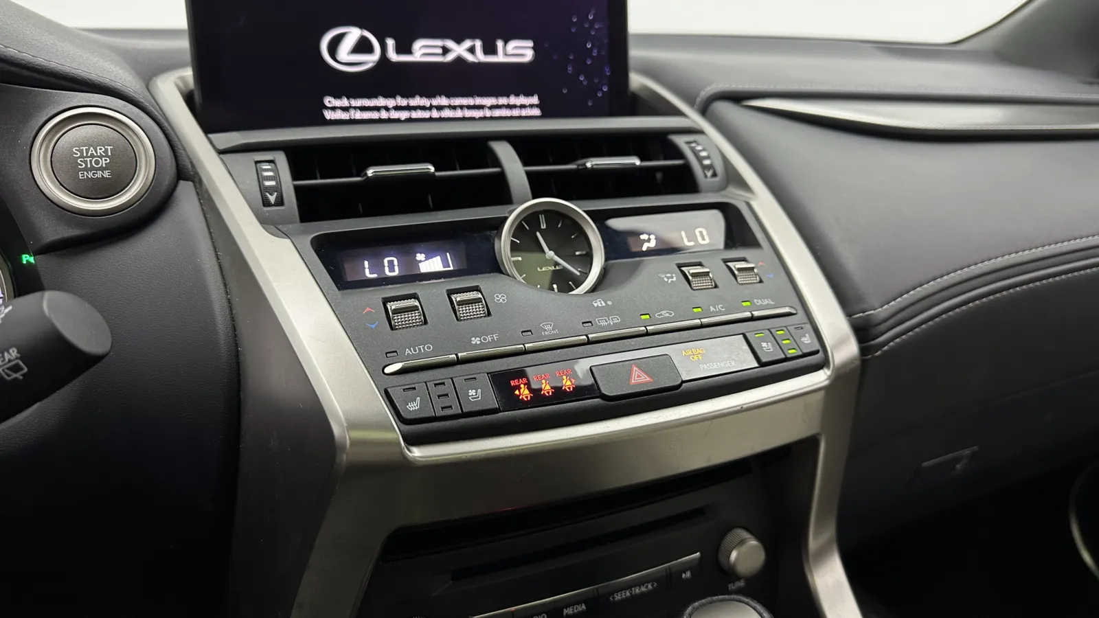 Lexus NX photo 19