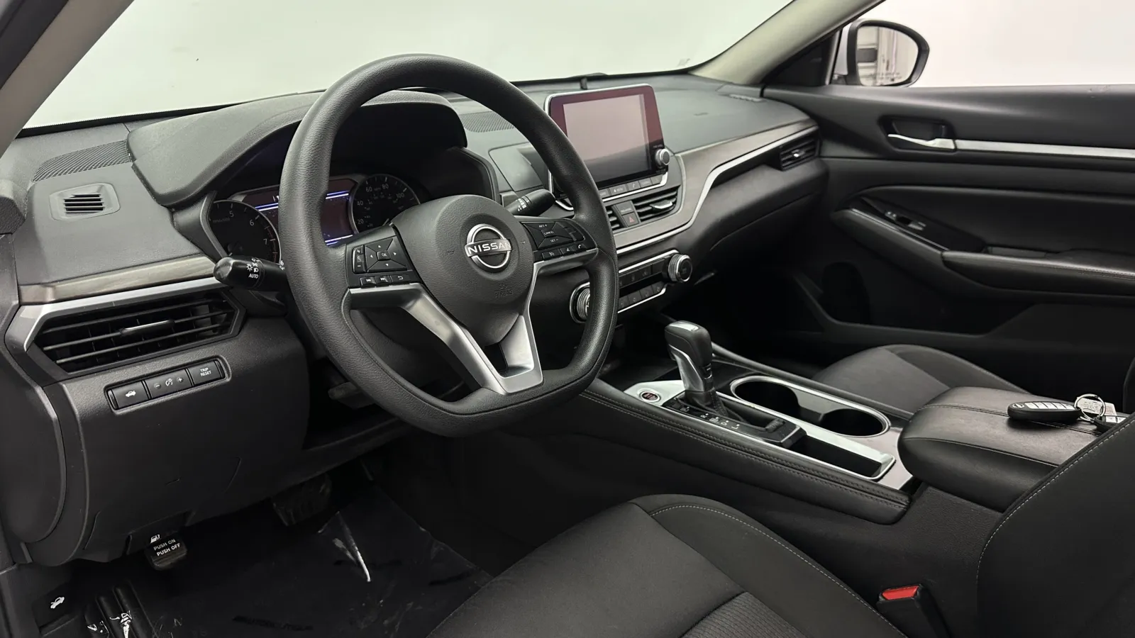 Nissan Altima photo 10