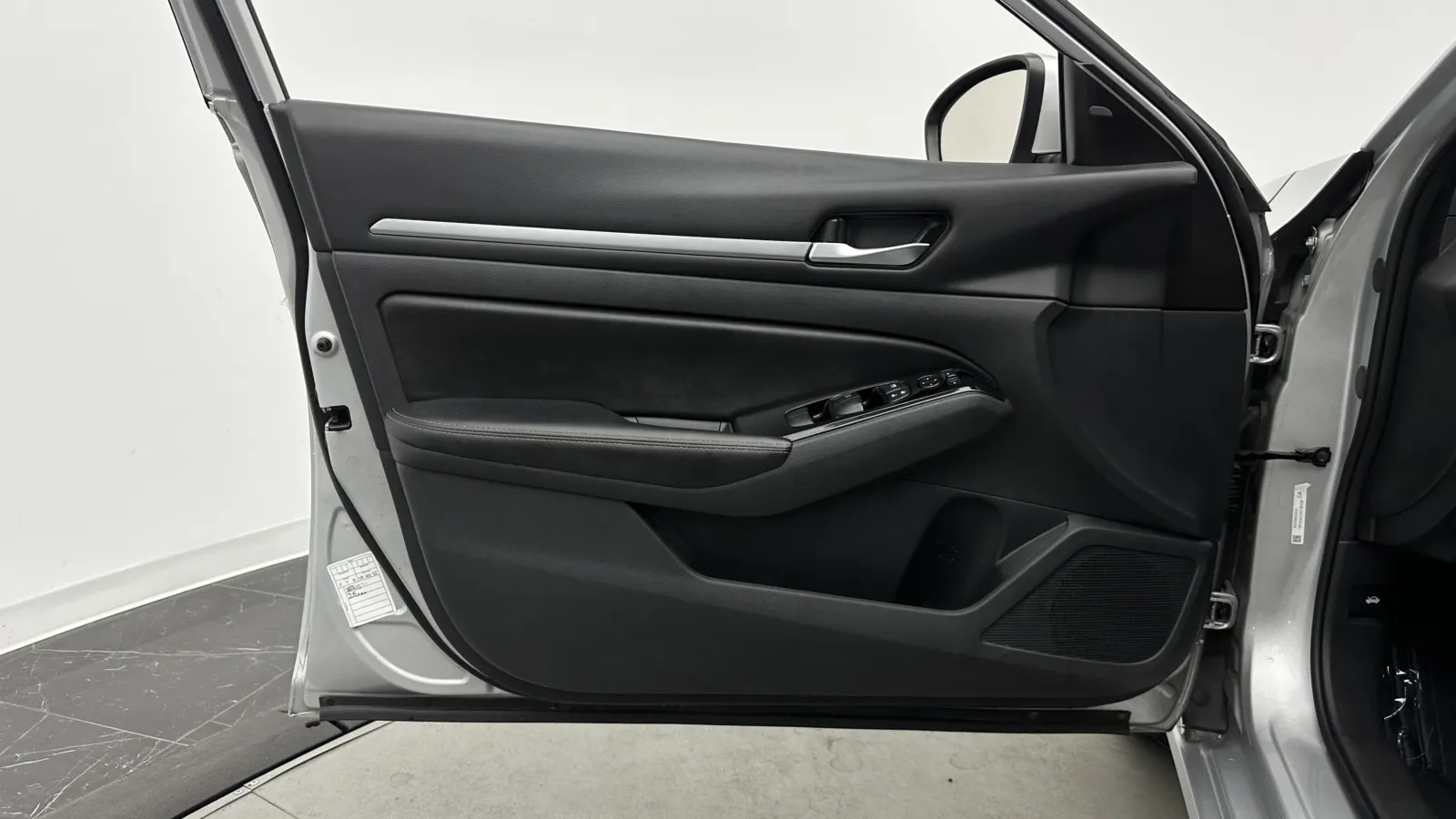 Nissan Altima photo 11