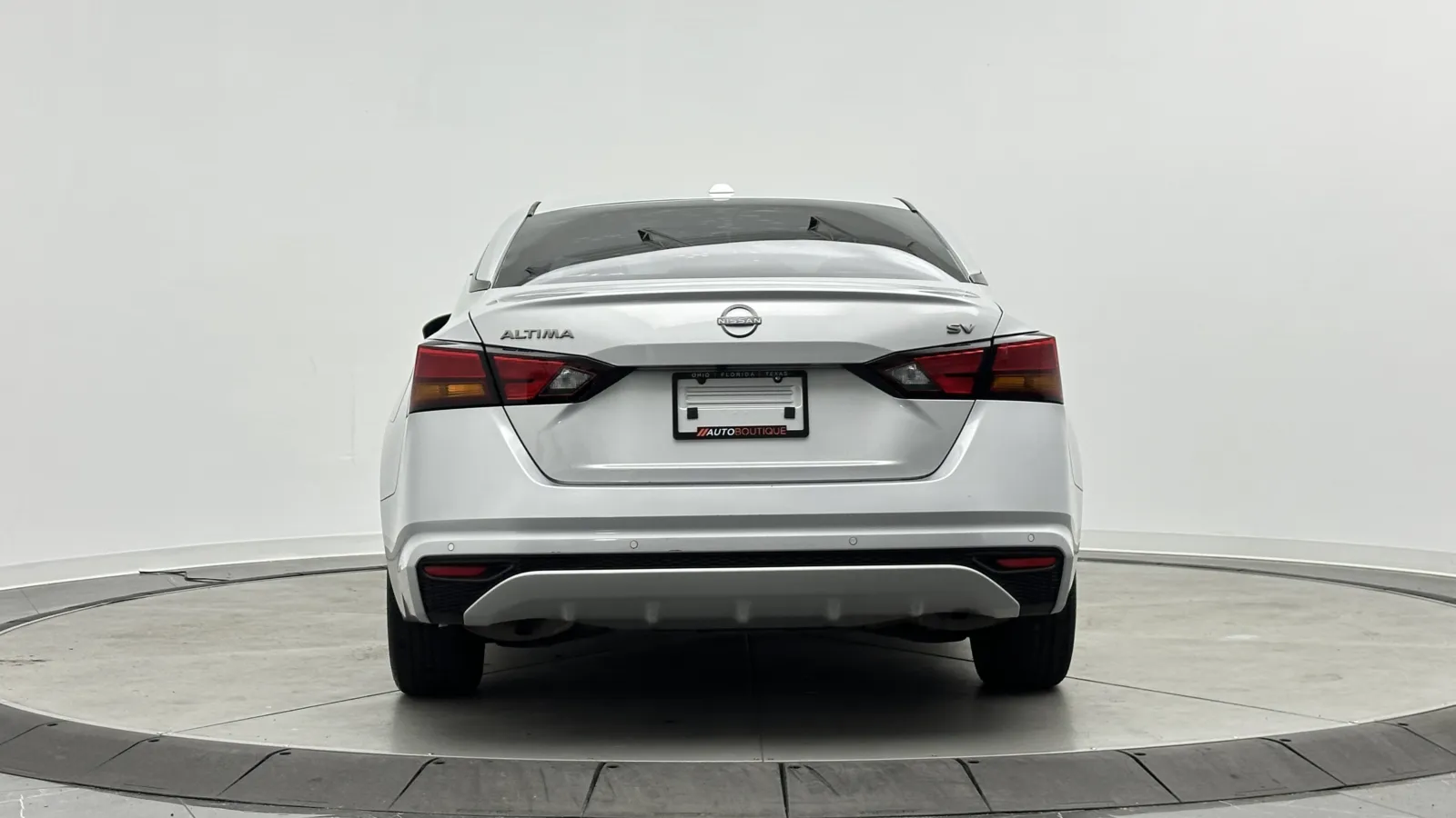 Nissan Altima photo 6