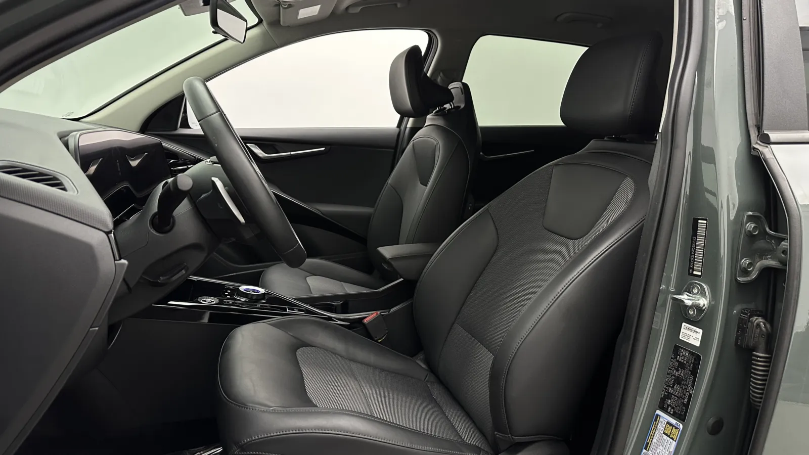 Kia Niro photo 16