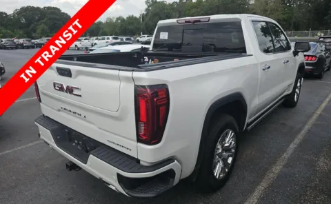 More photos of 2022 GMC Sierra 1500 Denali at Auto Boutique Florida, FL