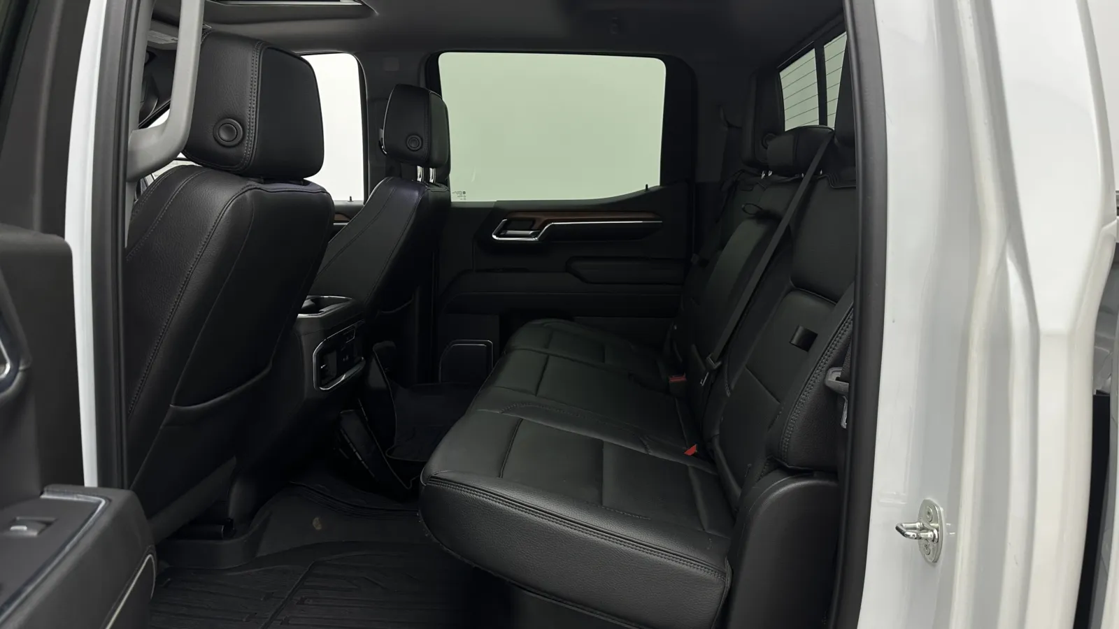 GMC Sierra photo 27