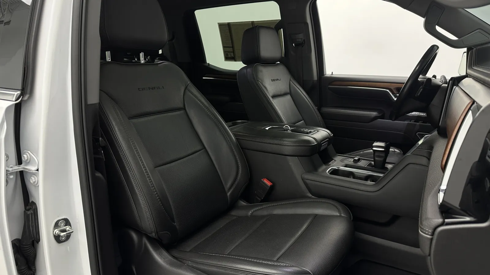 GMC Sierra photo 42