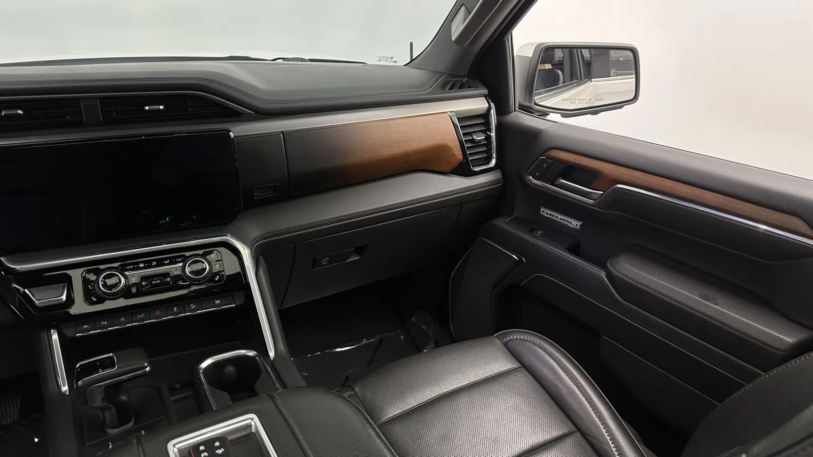 GMC Sierra photo 36