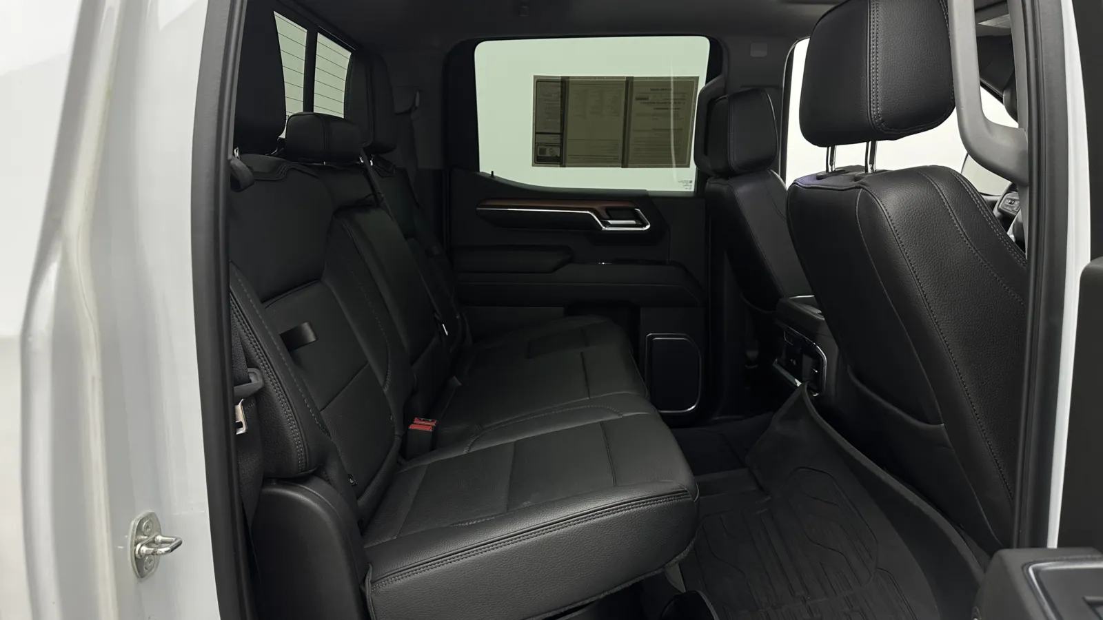 GMC Sierra photo 32