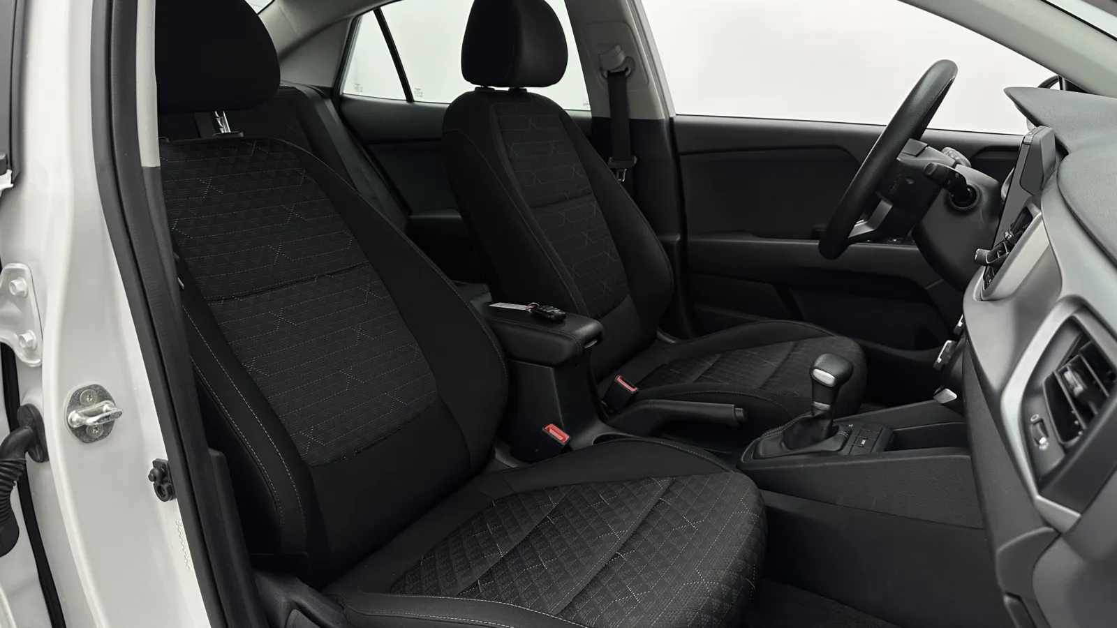 Kia Rio photo 33