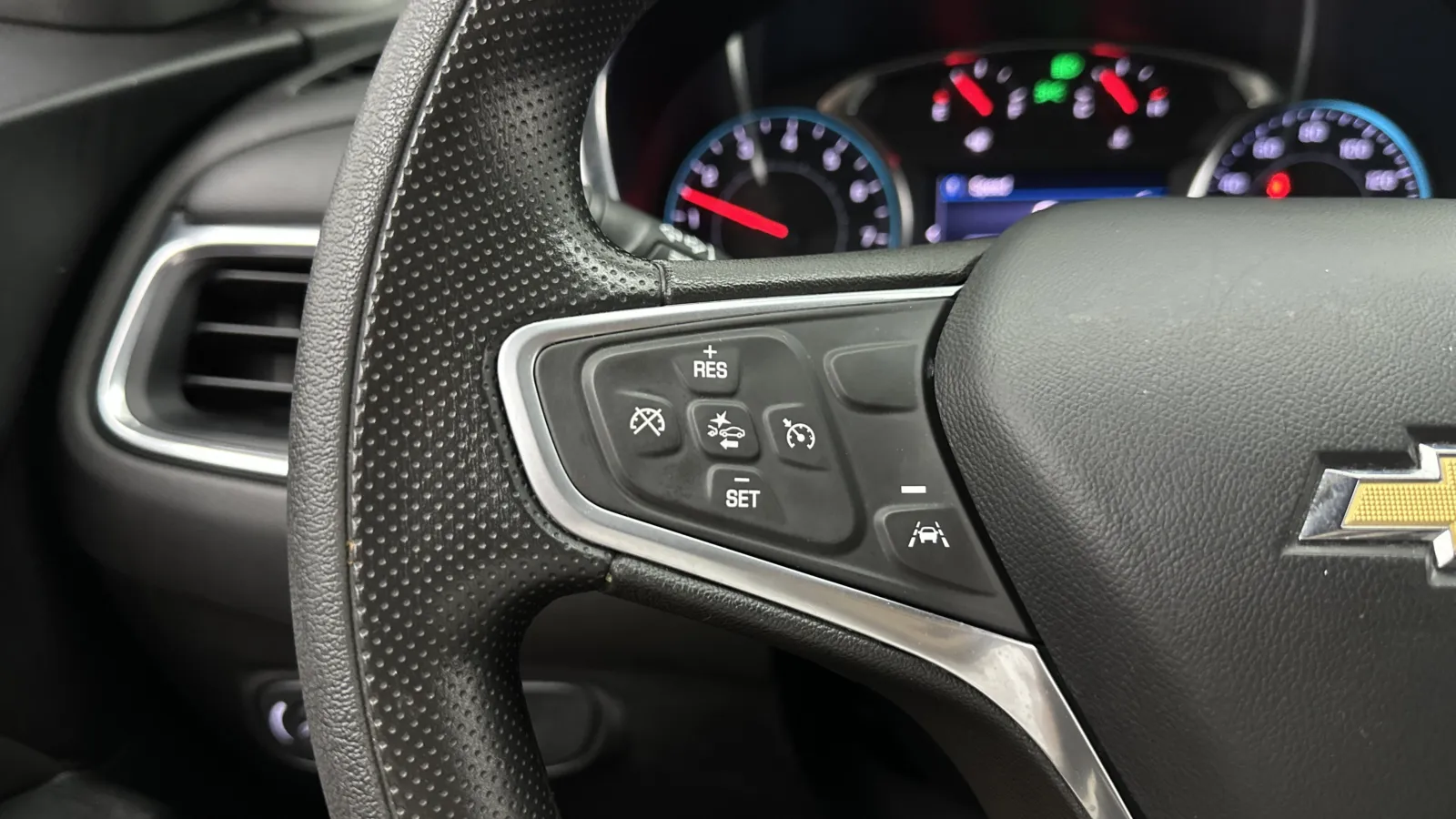 Chevrolet Equinox photo 21