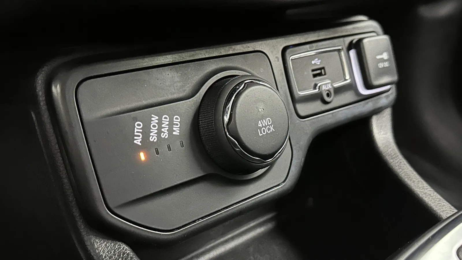 Jeep Renegade photo 18