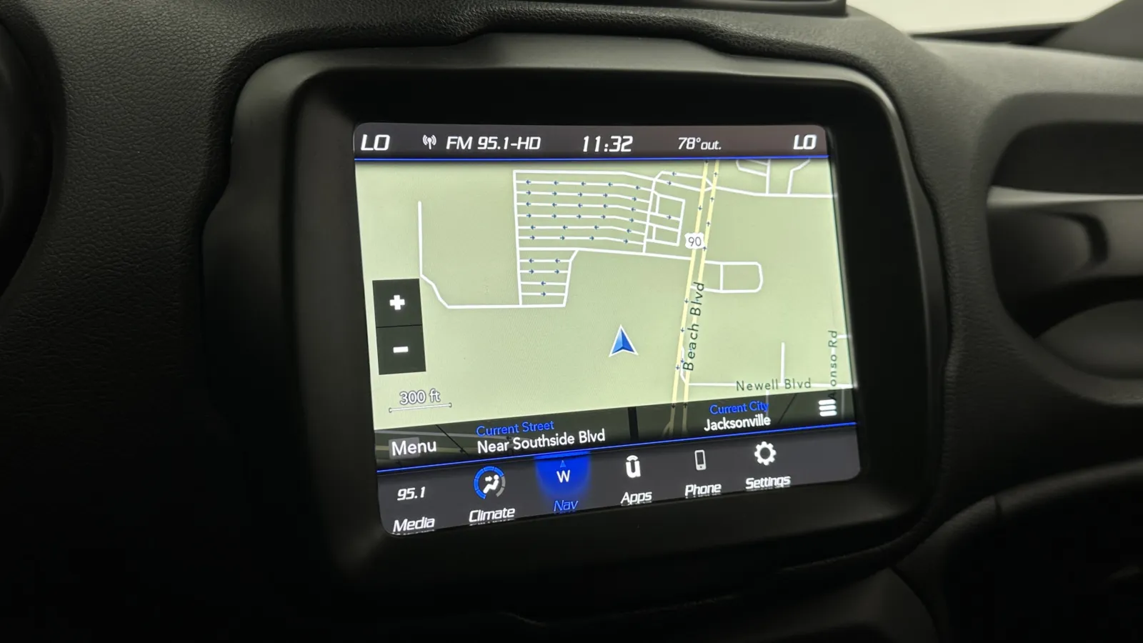 Jeep Renegade photo 5