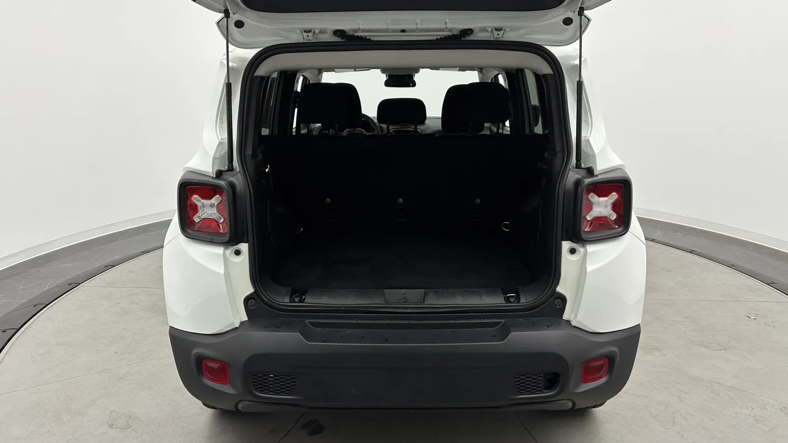 Jeep Renegade photo 31