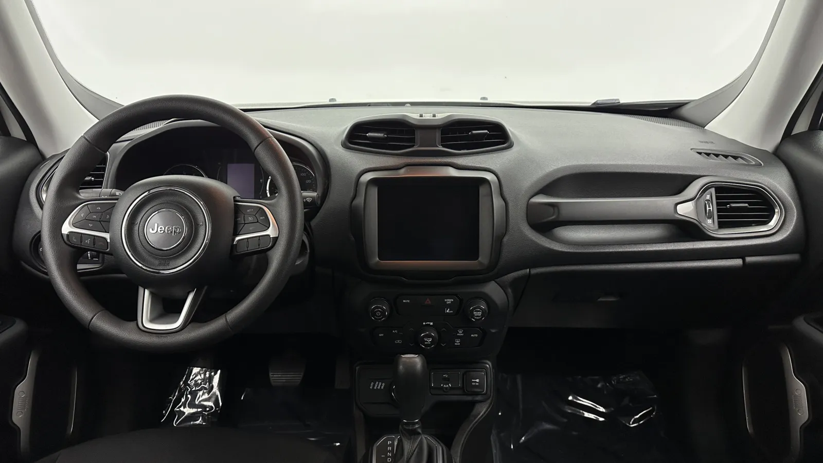 Jeep Renegade photo 29