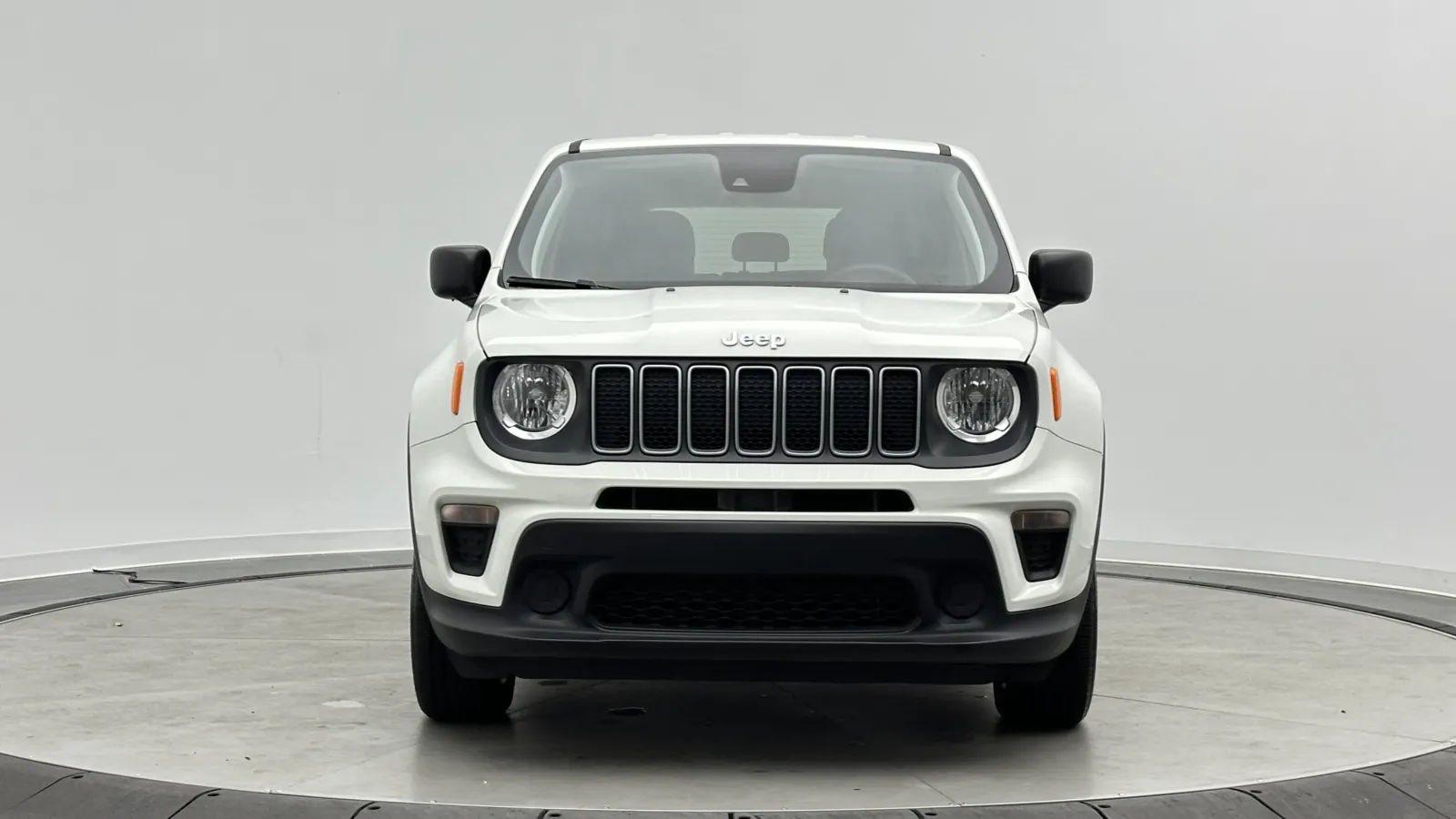 Jeep Renegade photo 2