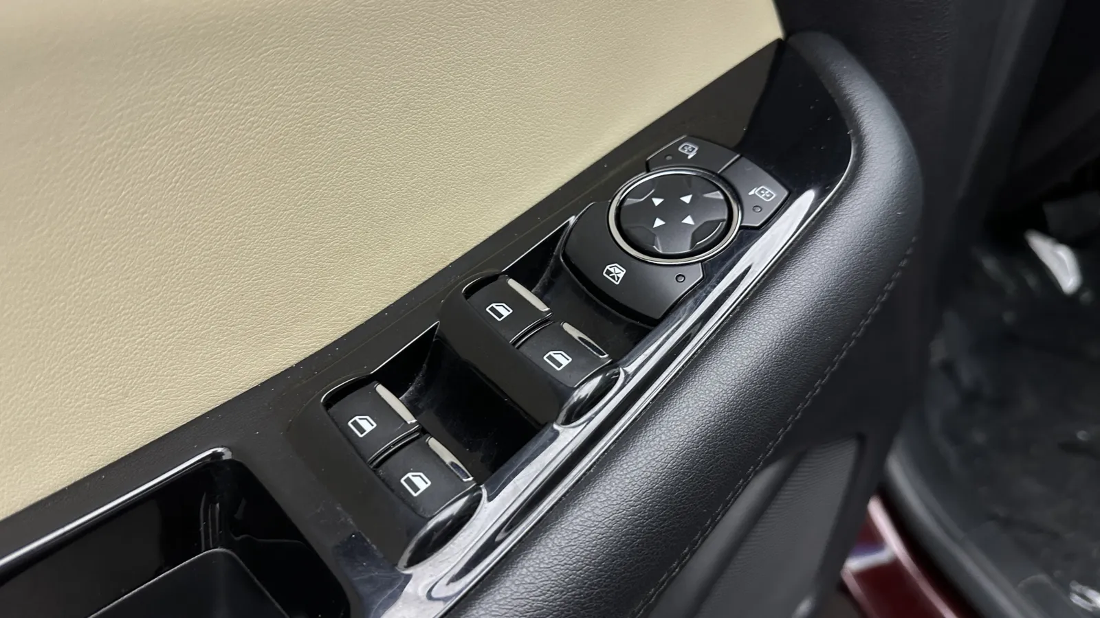 Ford Edge photo 13