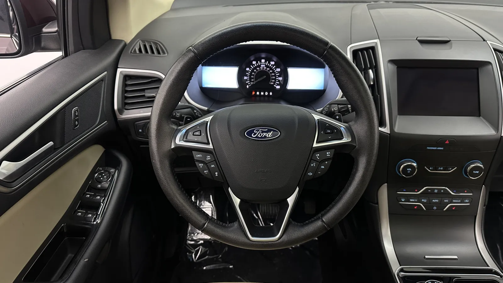Ford Edge photo 27