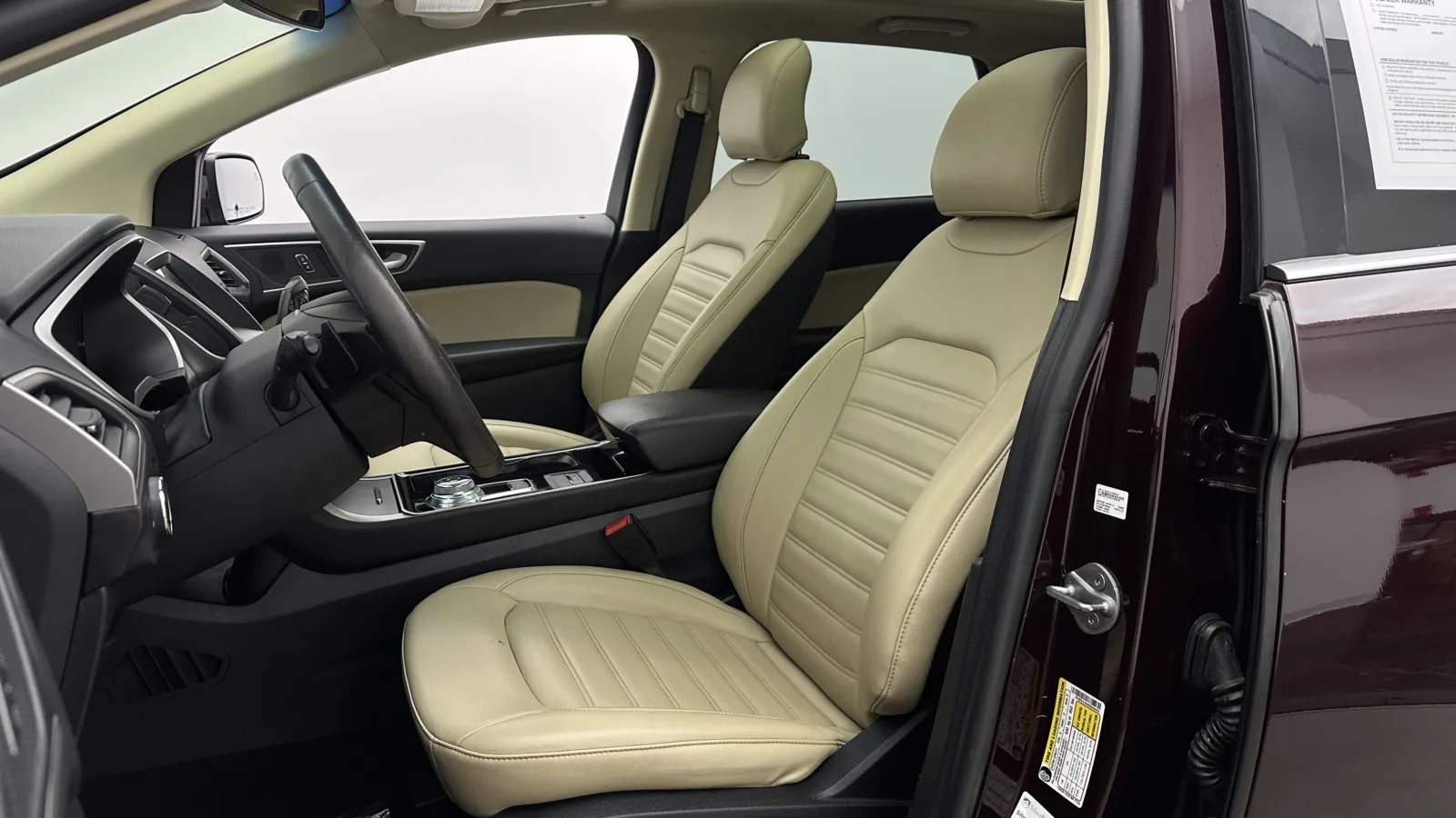 Ford Edge photo 16