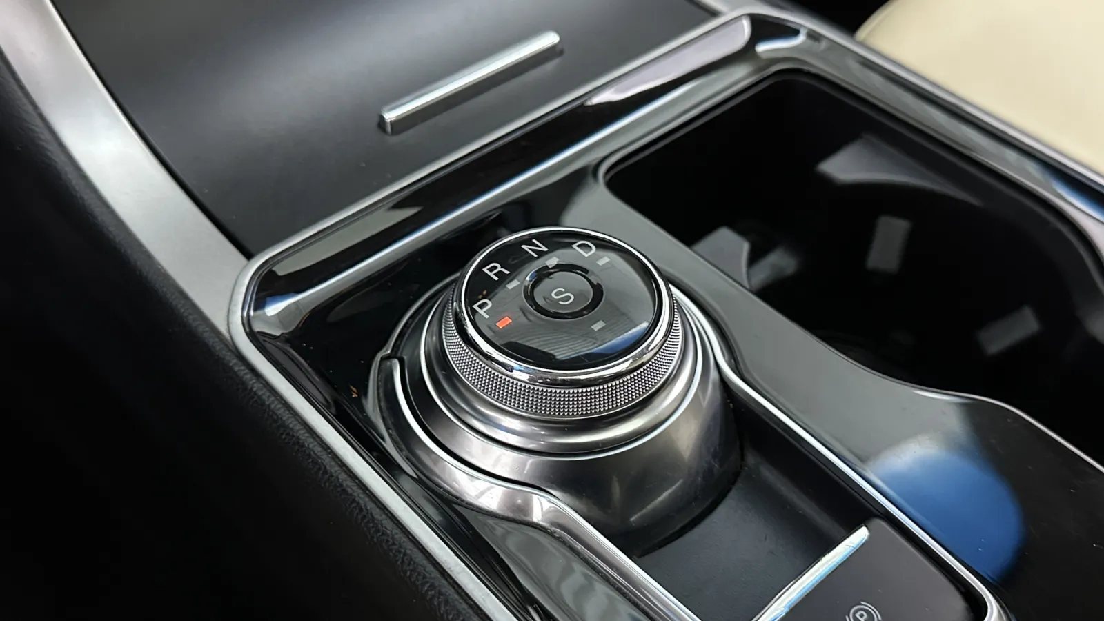 Ford Edge photo 19