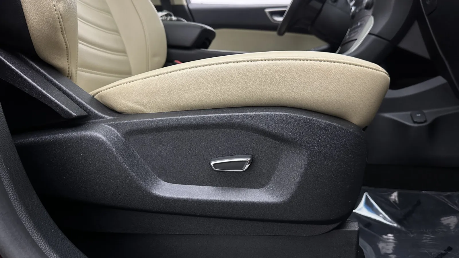 Ford Edge photo 37