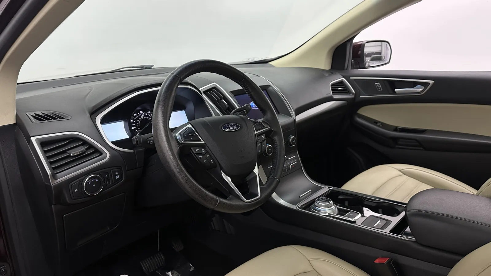 Ford Edge photo 11