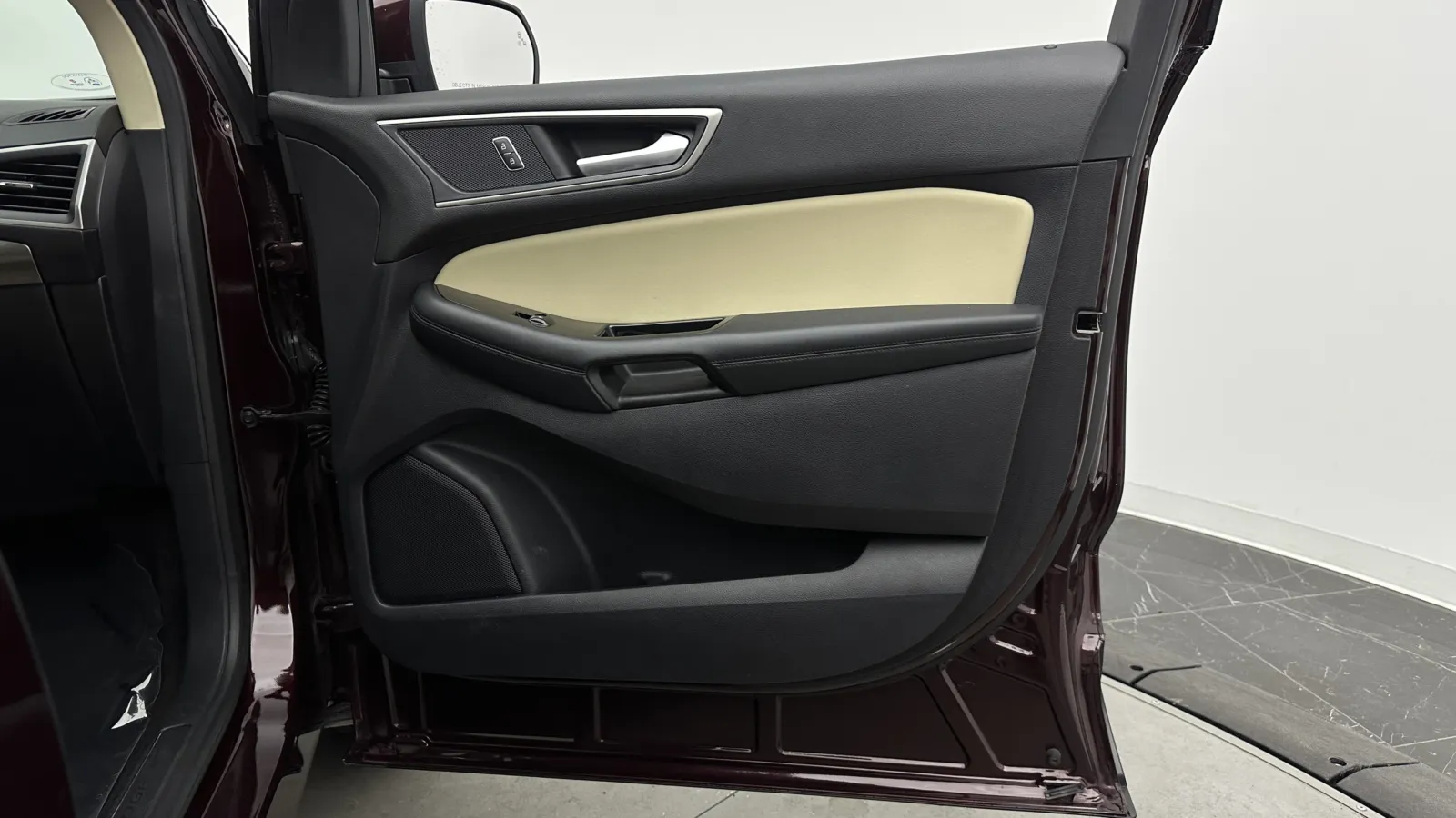 Ford Edge photo 35