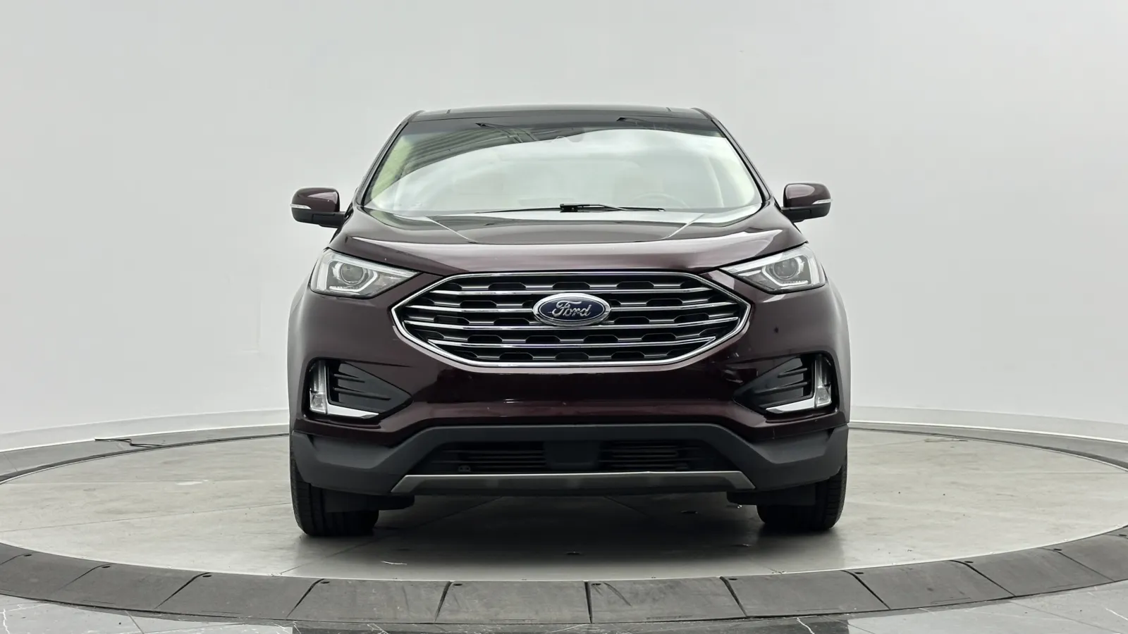 Ford Edge photo 2