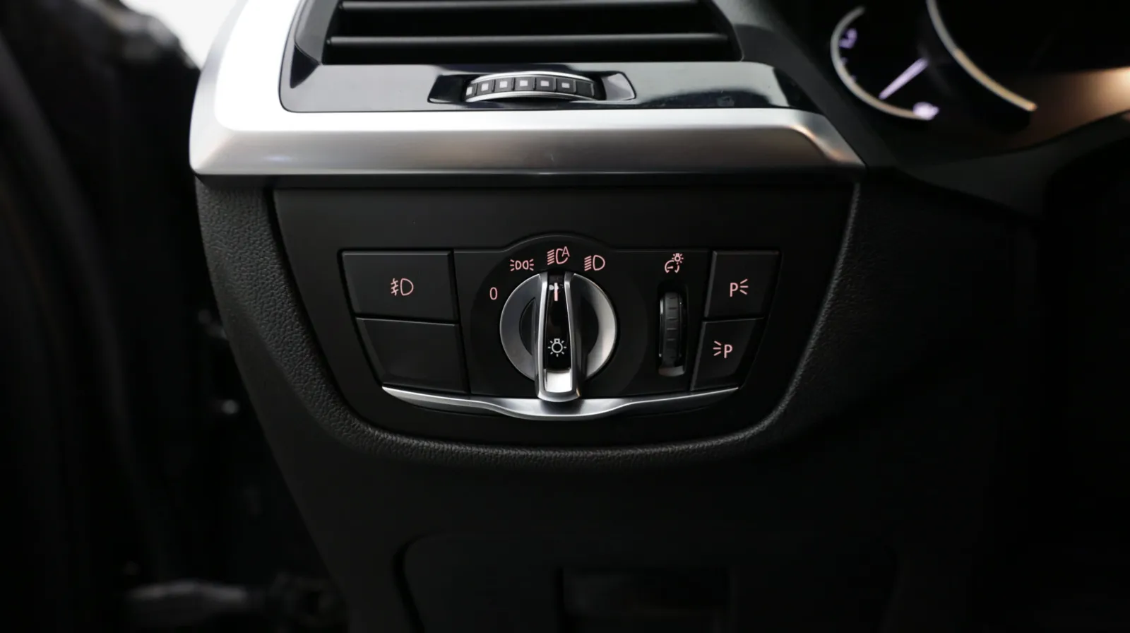 BMW X3 photo 16