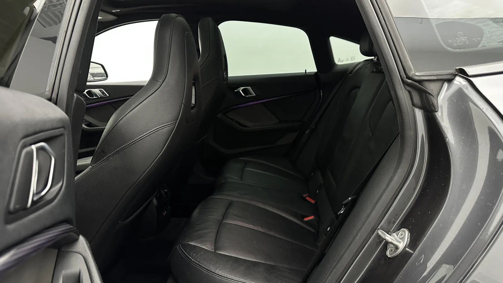 BMW 2 Series photo 29