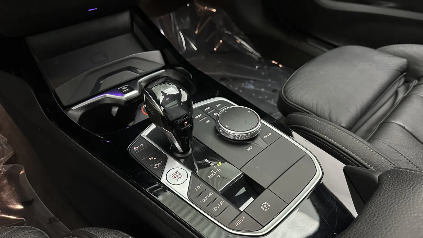 BMW 2 Series photo 21